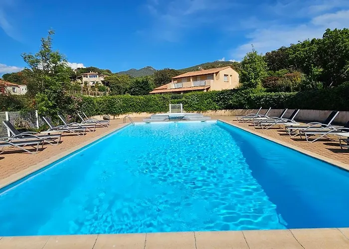 T2 Dolce & B4 Vue Et Piscine Apartment *
