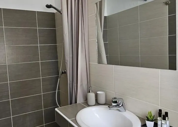 Apartment T2 Dolce & B4 Vue Et Piscine