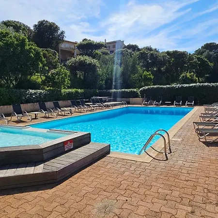 Апартаменты T2 Dolce & B4 Vue Et Piscine Проприано