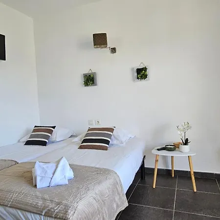 T2 Dolce & B4 Vue Et Piscine Propriano (Corsica)