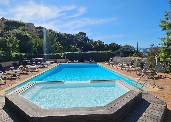 T2 Dolce & B4 Vue Et Piscine Apartmán *